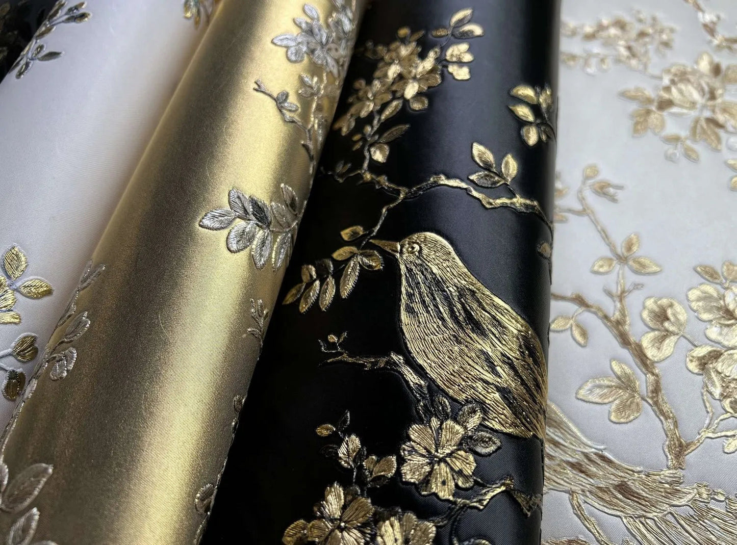 Roberto Cavalli Home No 8 - RC19042