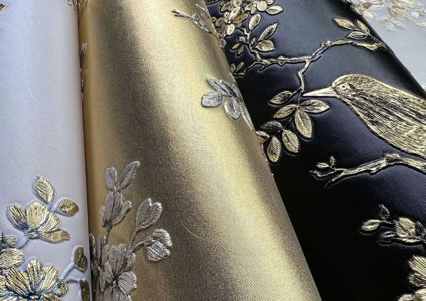 Roberto Cavalli Home No 8 - RC19042