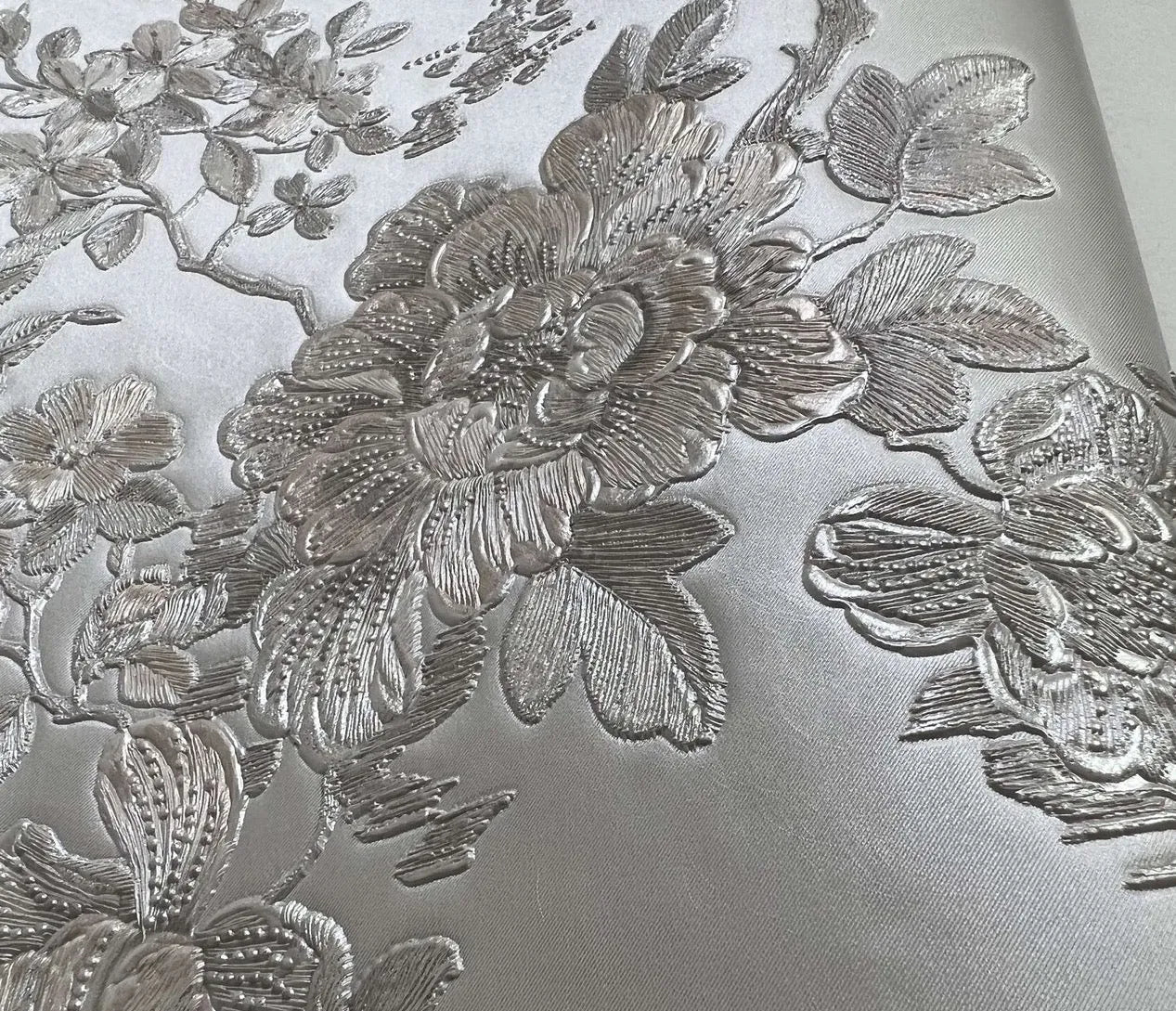 Roberto Cavalli Home No 8 - RC19045