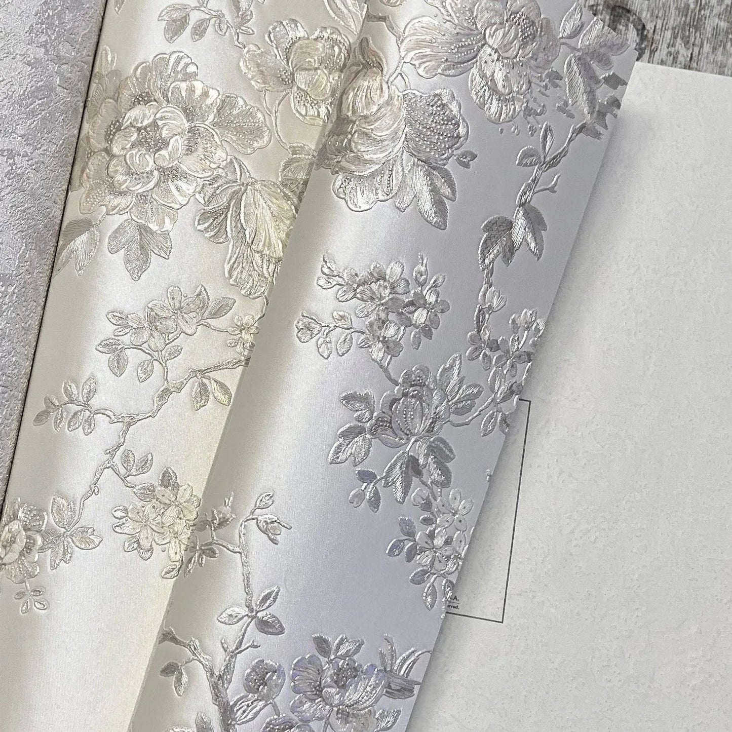 Roberto Cavalli Home No 8 - RC19045