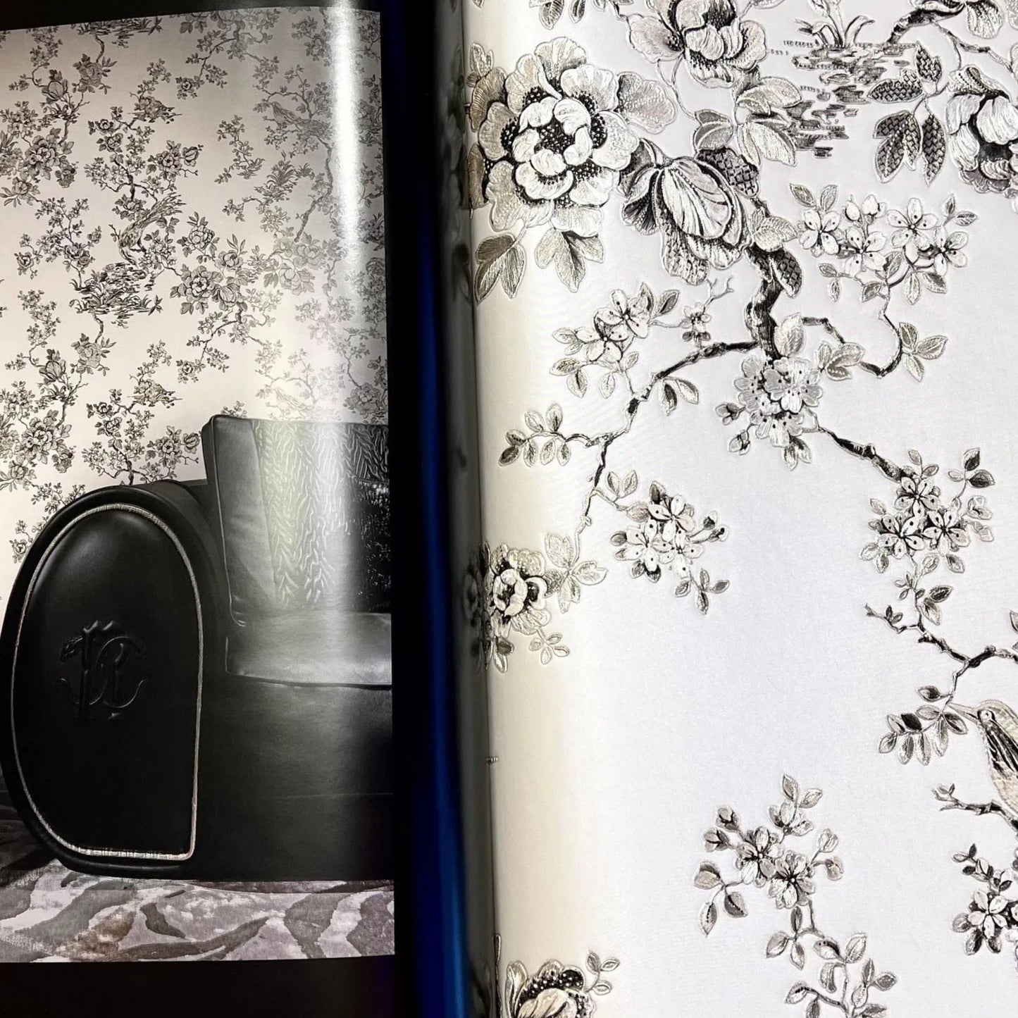 Roberto Cavalli Home No 8 - RC19046