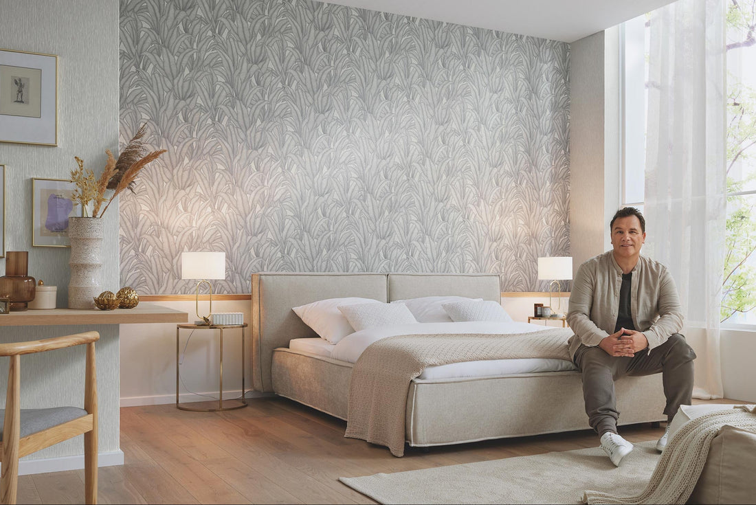 Erismann Fashion For Walls 4 10371-31 silver-grey leafy botanical wallpaper on a subtle linen-like ground