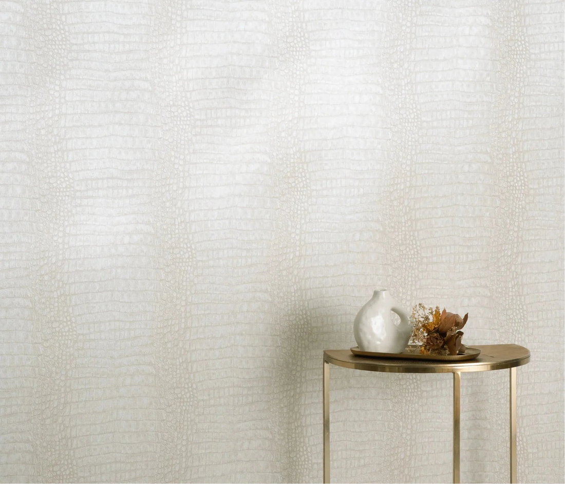 Erismann Forest Dreams 10560-02 warm beige crocodile-embossed non-woven wallpaper.